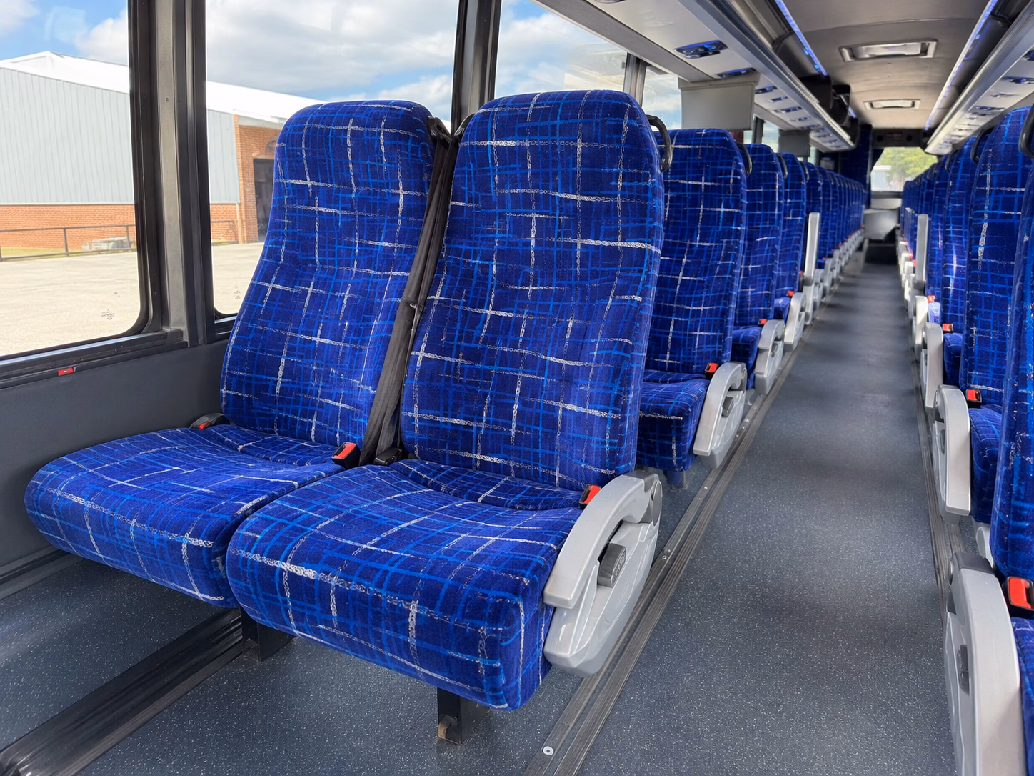 wedding guest shuttle buses between clovis hotels and your venue